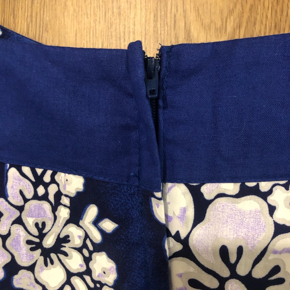 Hawaiian Handmade Floral Blue Top - Picture 4 of 4